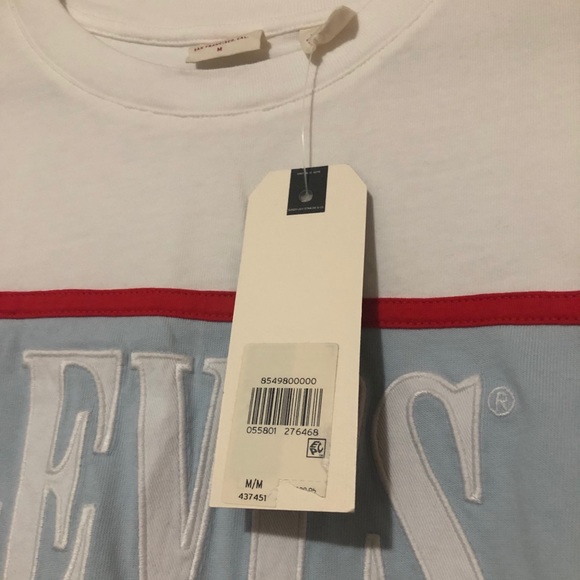 LEVI’S crop tee - Picture 4 of 4